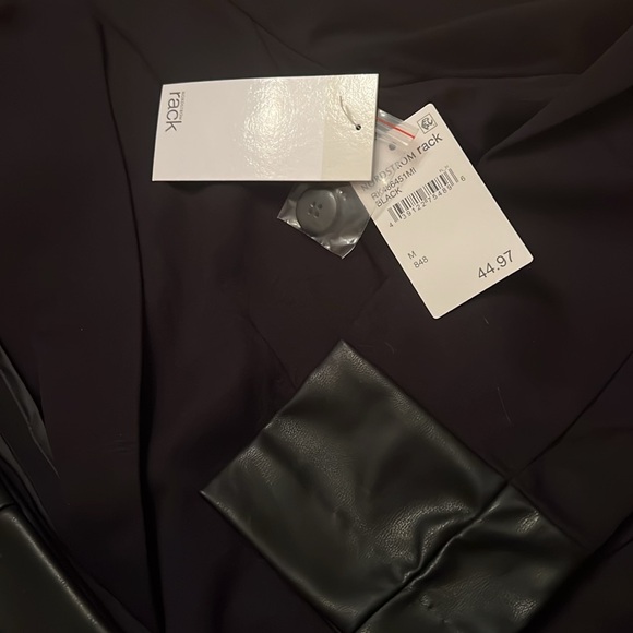 New with tags extra button Nordstrom rack black blazer with faux leather trim - Picture 2 of 3